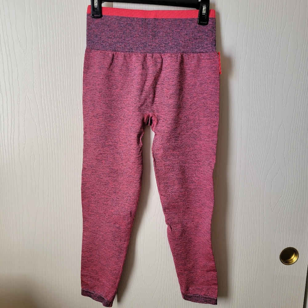 NWT SPANX Pink Fuschia Seamless Sculpt Leggings Size Large